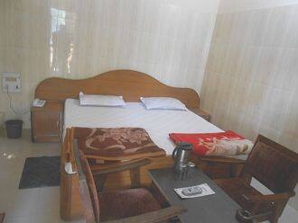 Hotel Naznin Palace, Lucknow 1